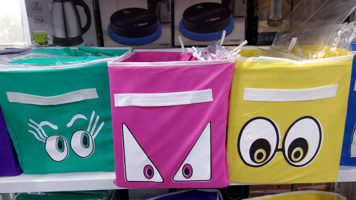 A EYE PANDA BOX